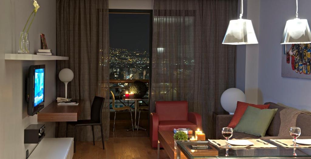 Parktower Suites Beirut Room photo